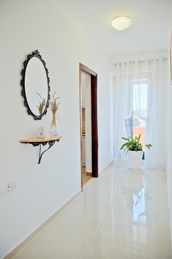 Apartment Karolina - Green Oasis Пула Экстерьер фото