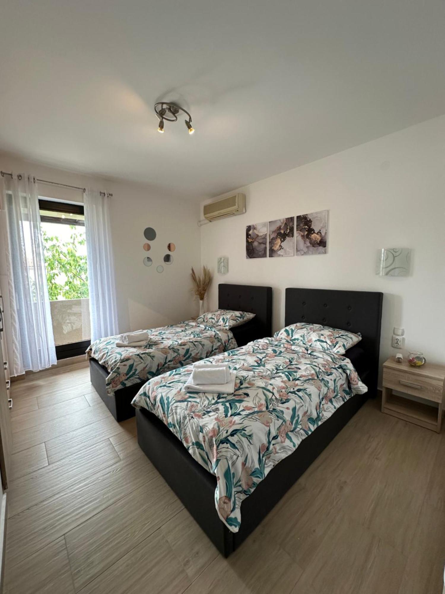 Apartment Karolina - Green Oasis Пула Экстерьер фото